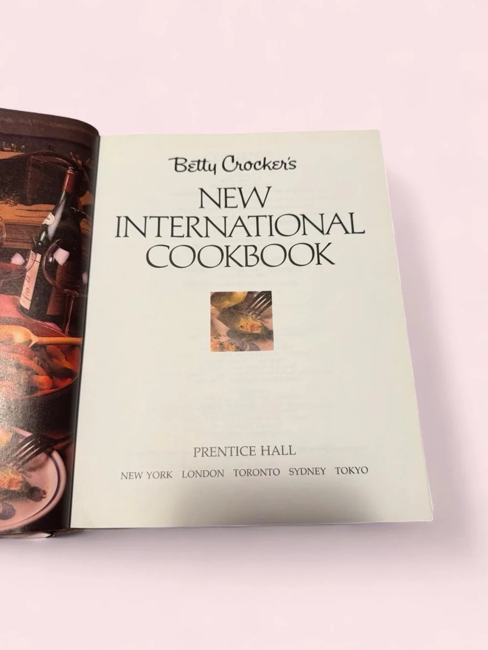 Vintage 1989 Betty Crocker New International Cookbook